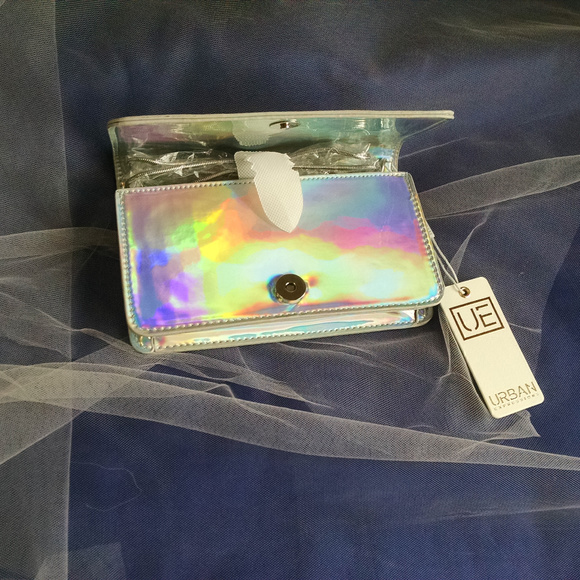 Urban Expressions Luxe Mirror Clutch - Picture 3 of 6